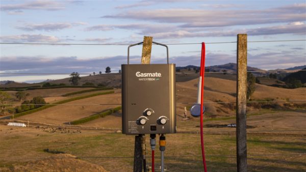 Gasmate. 3L Watertech Portable Hot Water System - Image 2
